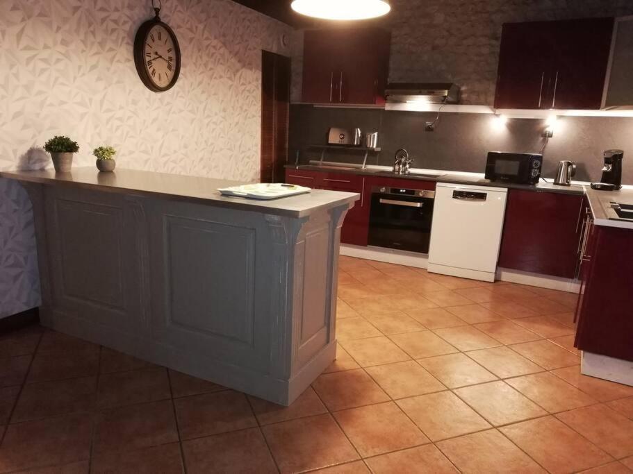 Maison Charentaise A La Campagne Becheresse Экстерьер фото